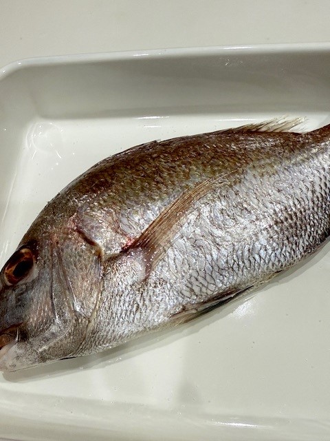 画像 鯛を1尾使用します