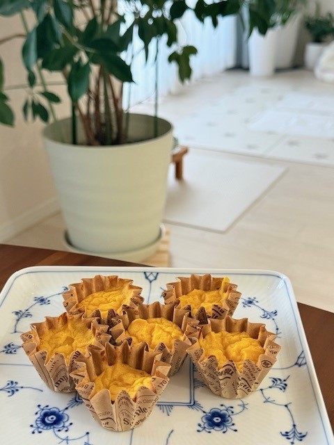 画像 焼けた出来上がりのマドレーヌ