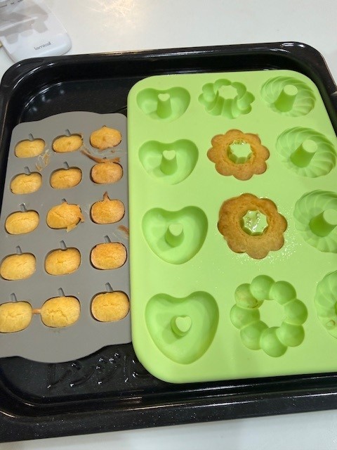 画像 ハロウィンのお菓子作りの練習