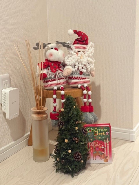 クリスマス仕様に飾りつけしました