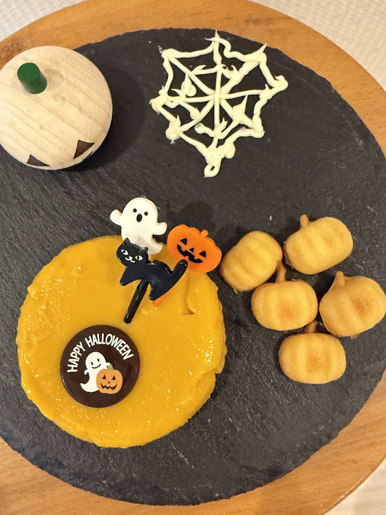 画像 16歳シニア犬のハロウィン本番のおやつ