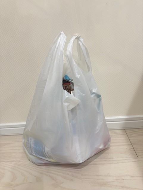 画像 袋に入れた賞味期限切れ